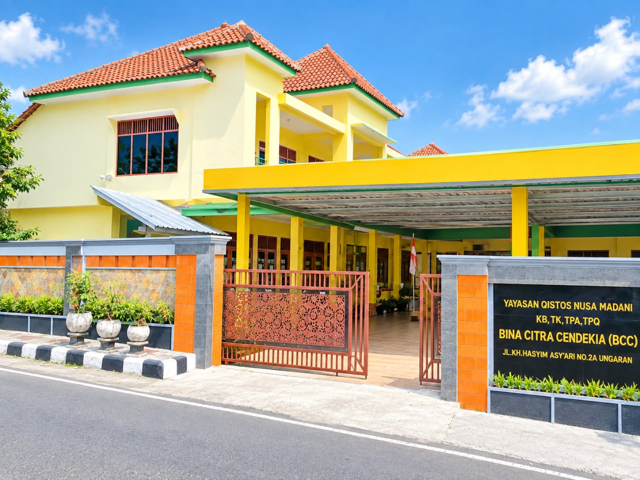 Gedung asli PAUD Bina Citra Cendekia di Ungaran dengan halaman dan gerbang sekolah